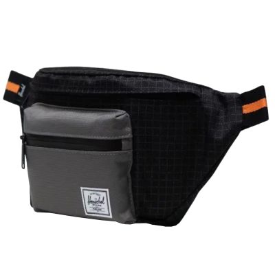 2. Herschel Seventeen Waist Bag 10017-05722 Black One size