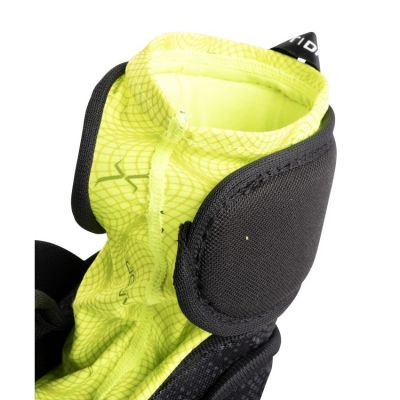 5. Bauer Fly40 Jr Hockey Elbow Pads