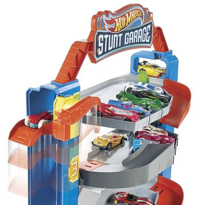 4. Hot Wheels City Stunt Garage GNL70 MATTEL