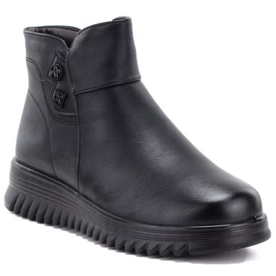 Comfortable women's ankle boots with a wedge, black Potocki PT16396