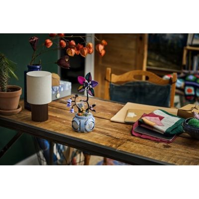 9. LEGO Disney 43288 - Sally's Flowerpot