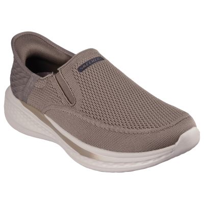 7. Skechers Slade Deacon M 210887TPE shoes