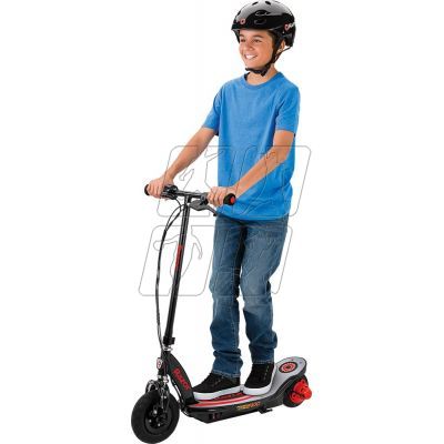 6. Razor Scooter 13173888 (red)