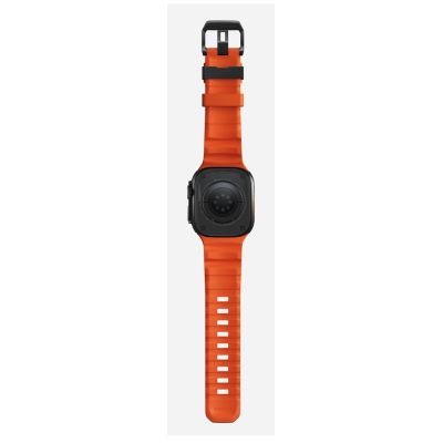 7. Nomad Rocky Point Band Black Leather, Titanium