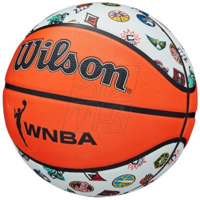 3. Basketball ball Wilson WNBA All Team Ball WTB46001X