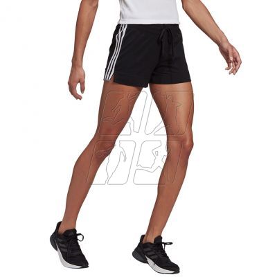 2. Adidas Essentials Slim Shorts W GM5523