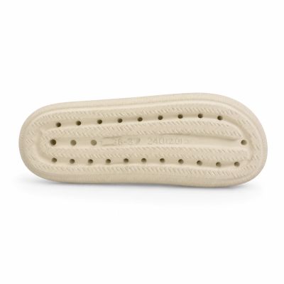 13. Outhorn OTHWSS24FSLIF004-11S Women's Foam Beach Flip-Flops