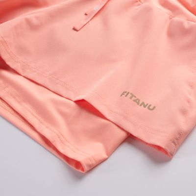 5. Women's FLORA W Shorts