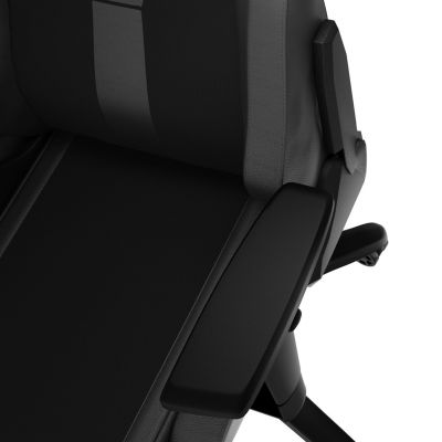 9. GENESIS GAMING CHAIR NITRO 650 ONYX BLACK NFG-1848