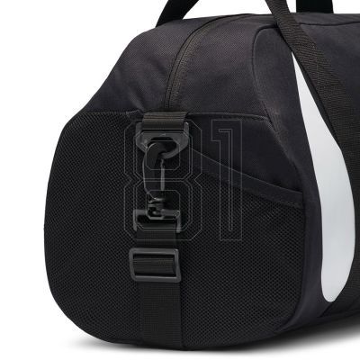 6. Nike Gym Club DR6100-010 bag