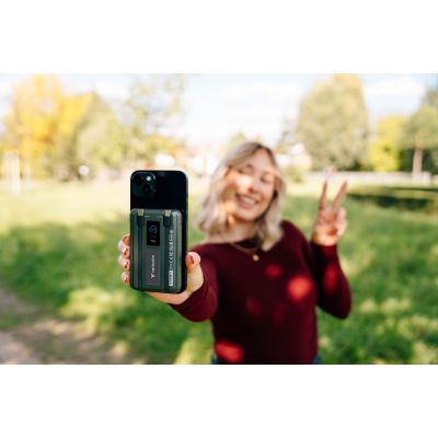 5. Verbatim Charge'n'Go Power Bank 2C & Display 10000mAh gray