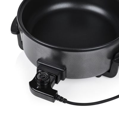 4. Tristar | Multifunctional XL grill pan | PZ-9135 | Diameter 30 cm | Grill | 1500 W | Lid included | Fixed handle | Black