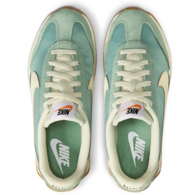 7. Nike Pacific W HM4771-001 Shoes
