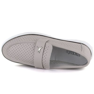 3. Vinceza 93221 women's gray leather moccasins