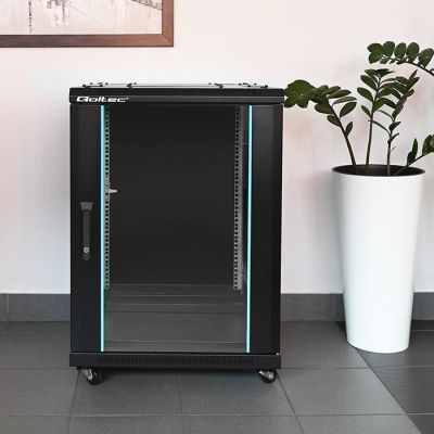 5. QOLTEC RACK CABINET 19" | 15U | 600X855X600 | TEMPERED DOOR