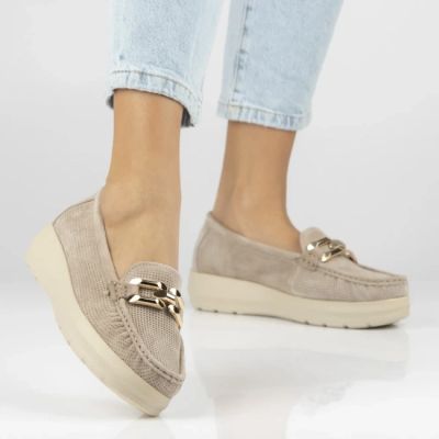 6. Beige leather wedge loafers Filippo DP7652