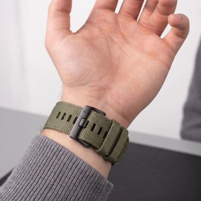 5. Tech-Protect Nylon Classic Strap for Garmin Fenix ​​5X / 5X Plus / 6X / 6X Pro / 7X / 8 / 8 Pro / 9 / 9 Pro (51 mm) - green