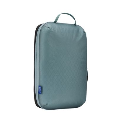 2. Thule TCCS201 Pond Grey 2-Piece Packing Cube Set
