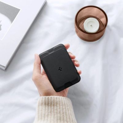 18. Spigen Valentinus Magnetic Wallet with MagSafe - Black