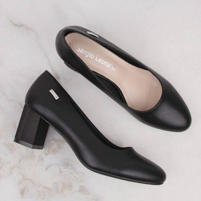 37. Sergio Leone W SK314A black decorative block heel pumps