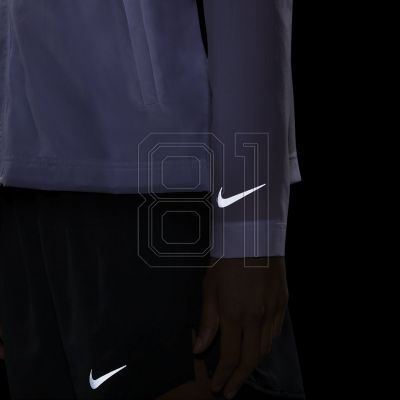 18. Nike Retro Sweatshirt W DD5995-100