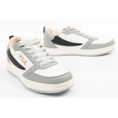 7. Fila men's sports shoes Rega sneakers fashionable white comfortable