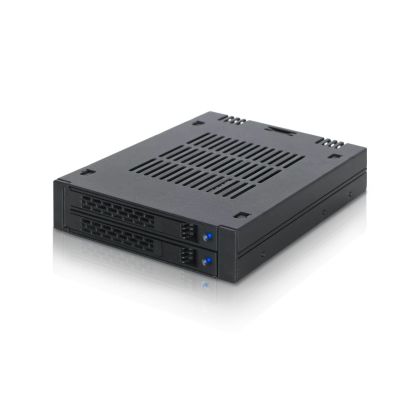 3. Icy Dock MB742SP-B drive bay panel Black