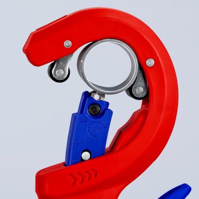 3. Knipex 90 23 01 BK hand pipe cutting tool Pipe cutter