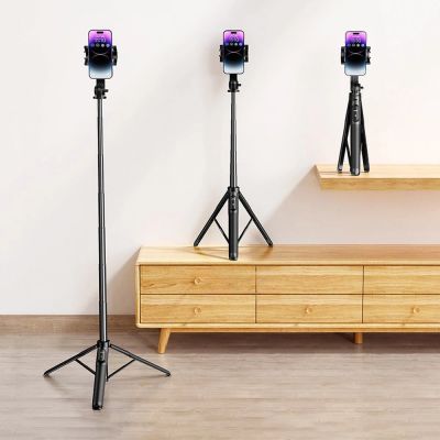 4. Selfie stick Ugreen LP586 telescopic tripod with Bluetooth remote control 1.5m - black