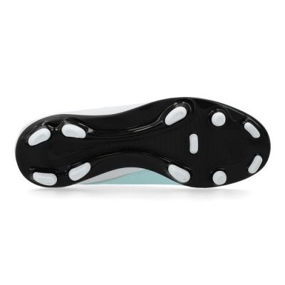 2. Nike Phantom GX II Club FG/MG JR FJ2600300 shoes
