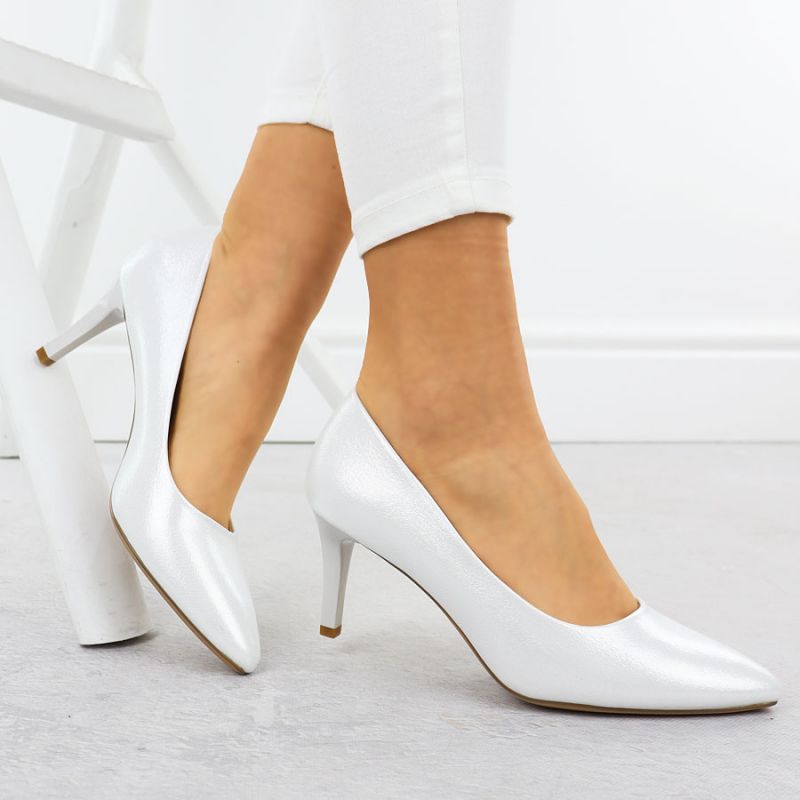 2. Women's satin silver pumps Sergio Leone 1336