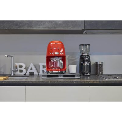 5. SMEG coffee machine model DCF02RDEU red