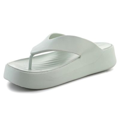 4. Crocs Getway Platform W 209410-3VS Flip-Flops