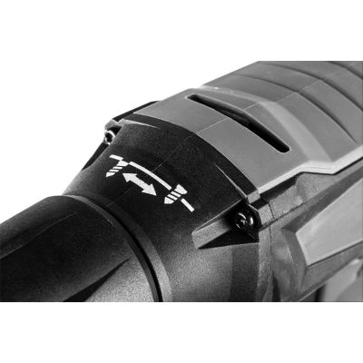 5. Graphite 58GE111 Powered Screwdriver/Impact Driver