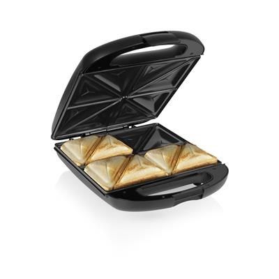 5. Tristar SA-3069 Toaster 1500W Black, Stainless Steel