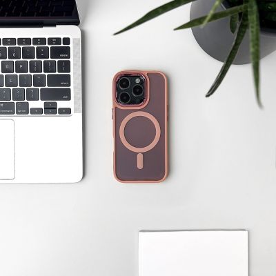 9. Glitter Case MagSafe for iPhone 16 Pro Max - pink with glitter