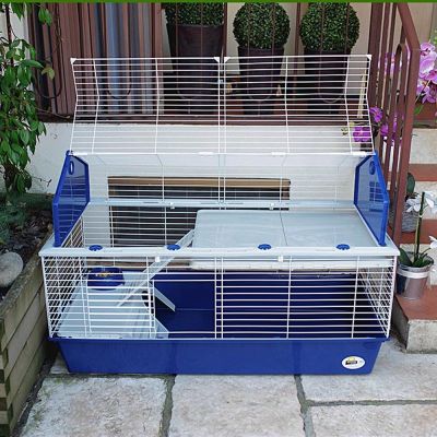 6. FERPLAST Barn 80 - cage for guinea pigs and rabbits