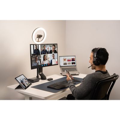 18. Kensington H3000 Bluetooth Over-Ear Headphones