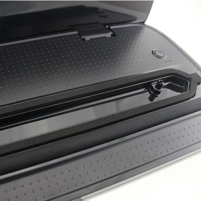 30. Vacuum Sealer Adler CR 4470