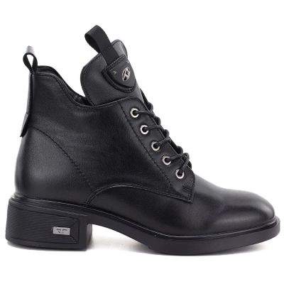 2. Black women’s leather heeled ankle boots Vinceza 133145