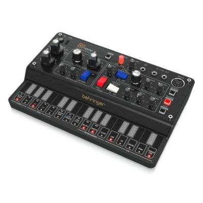 Behringer D MINI Analog Synthesizer