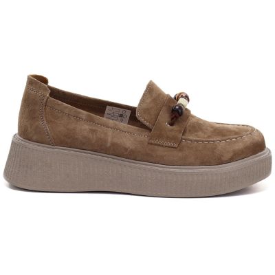 2. Women's leather platform moccasins with beads, camel, Vinceza 79649