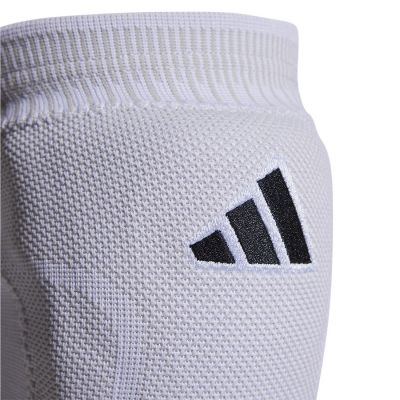 4. adidas Primeknit KP IW1499 volleyball knee pads