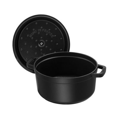 3. Staub Round Cast Iron Pot - 3.8 ltr, Black