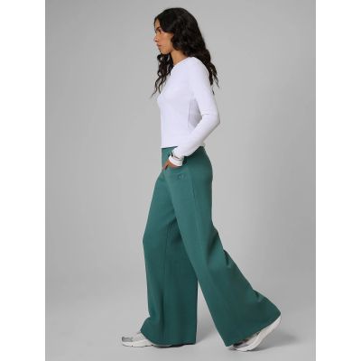 4. Women's wide-leg sweatpants 4F 4FRSS26TTROF2011-46S