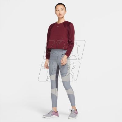 2. Nike Pro Luxe sweatshirt W CU5745-638