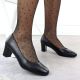 8. Women's black low-heel pumps Sergio Leone PB177