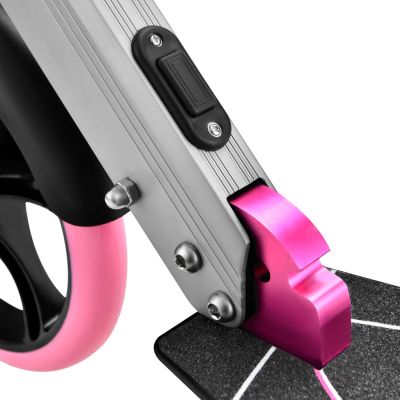 4. HM127 SCOOTER NILS EXTREME