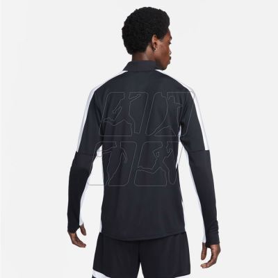 2. Sweatshirt Nike Dri-Fit Academy M DX4294 010