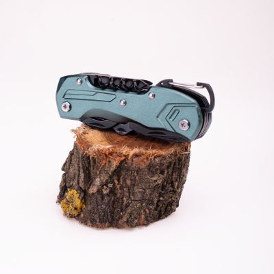 4. MAGNUM MULTIK pocket knife